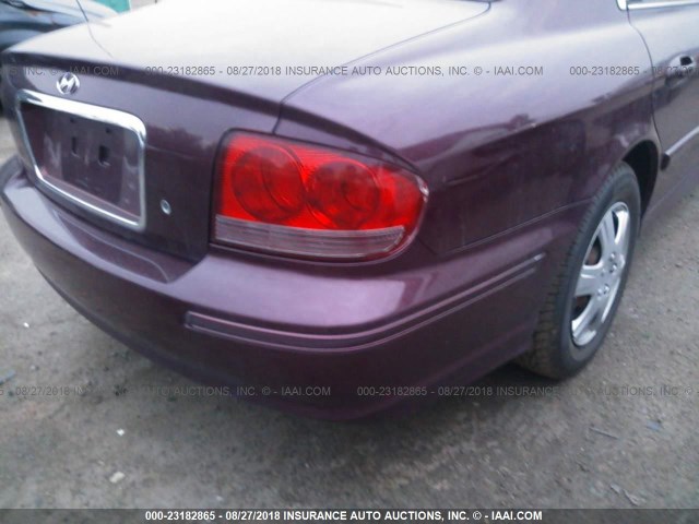 KMHWF25S64A918197 - 2004 HYUNDAI SONATA GL MAROON photo 6