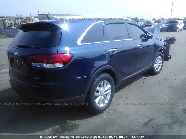 5XYPGDA39JG429403 - 2018 KIA SORENTO LX/L Dark Blue photo 4