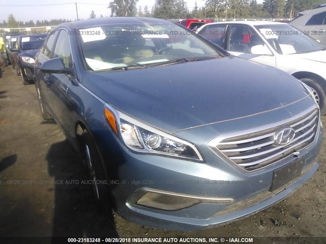 5NPE24AF3HH442845 - 2017 HYUNDAI SONATA SE BLUE photo 1