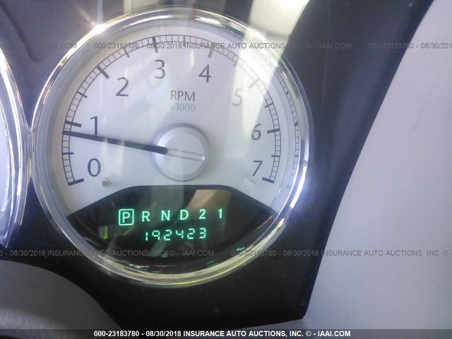 1A8HW58228F140587 - 2008 CHRYSLER ASPEN LIMITED SILVER photo 7