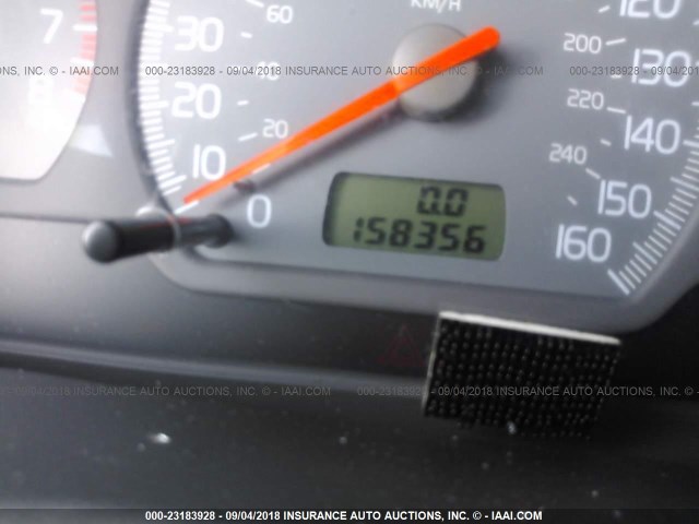 YV1VS29562F876429 - 2002 VOLVO S40 1.9T BLACK photo 7