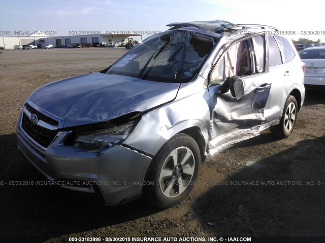 JF2SJAEC4JH561045 - 2018 SUBARU FORESTER 2.5I PREMIUM SILVER photo 2