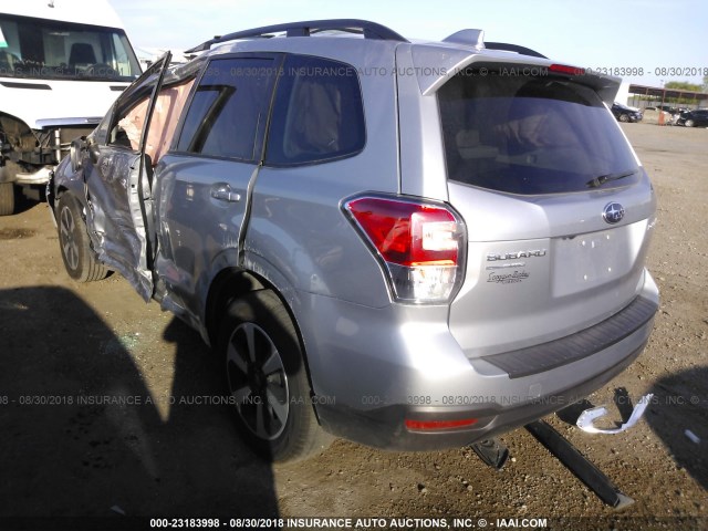 JF2SJAEC4JH561045 - 2018 SUBARU FORESTER 2.5I PREMIUM SILVER photo 3