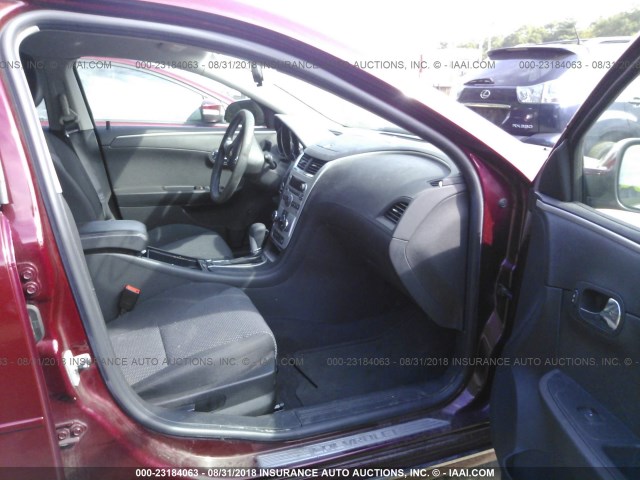 1G1ZC5E14BF229125 - 2011 CHEVROLET MALIBU 1LT წითელი ფოტო 5