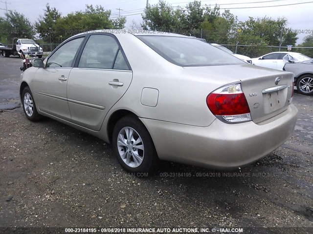 4T1BF30K25U590417 - 2005 TOYOTA CAMRY LE/XLE/SE Bej foto 3