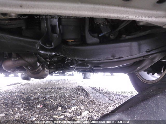 4T1BF30K25U590417 - 2005 TOYOTA CAMRY LE/XLE/SE Bej foto 6
