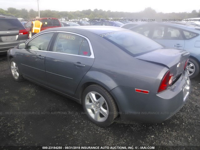 1G1ZG57BX94234345 - 2009 CHEVROLET MALIBU LS GRAY photo 3