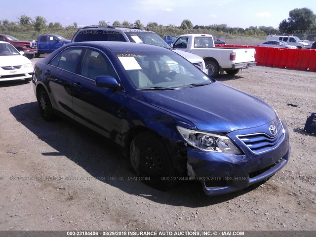 4T1BF3EK8BU640810 - 2011 TOYOTA CAMRY SE/LE/XLE ლურჯი ფოტო 1