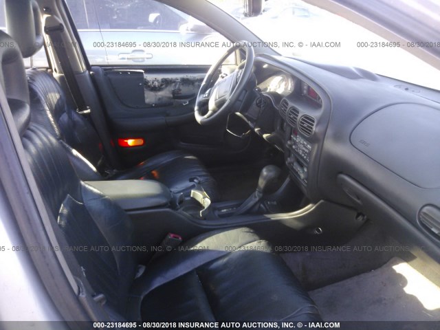 1G2WP5211WF266453 - 1998 PONTIAC GRAND PRIX GTP Gümüş foto 5