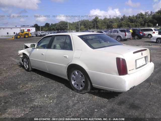 1G6KF5796YU286646 - 2000 CADILLAC DEVILLE DTS WHITE photo 3