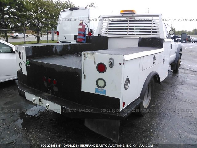 1FD0W4GT0BEC72085 - 2011 FORD F450 SUPER DUTY WHITE photo 4