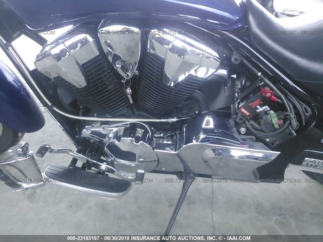 JH2SC6676AK000928 - 2010 HONDA VT1300 CT BLUE photo 9