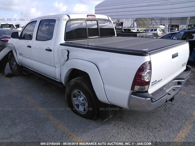 5TFJU4GN4DX039835 - 2013 TOYOTA TACOMA DOUBLE CAB PRERUNNER WHITE photo 3