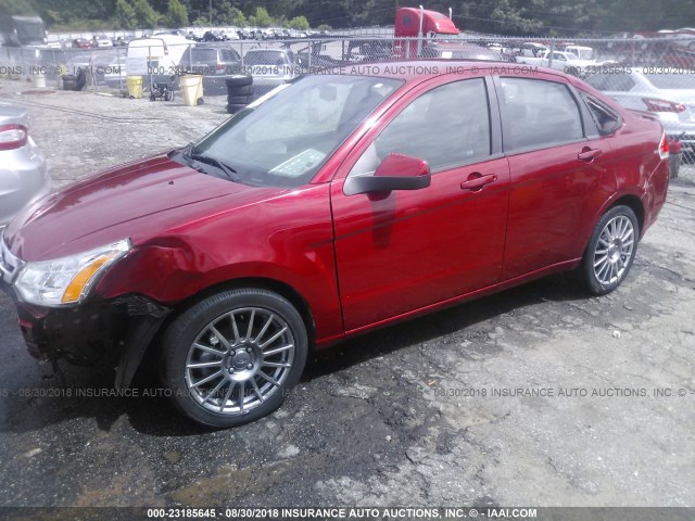 1FAHP36N09W145932 - 2009 FORD FOCUS SES RED photo 2