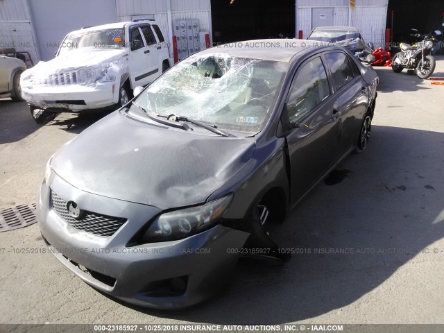 JTDBL40E799048283 - 2009 TOYOTA COROLLA LE/XLE GRAY photo 2