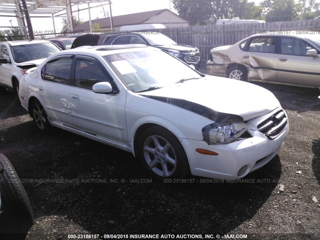 JN1DA31A82T317374 - 2002 NISSAN MAXIMA GLE/SE WHITE photo 1