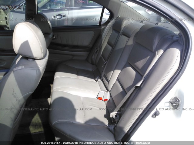 JN1DA31A82T317374 - 2002 NISSAN MAXIMA GLE/SE WHITE photo 8