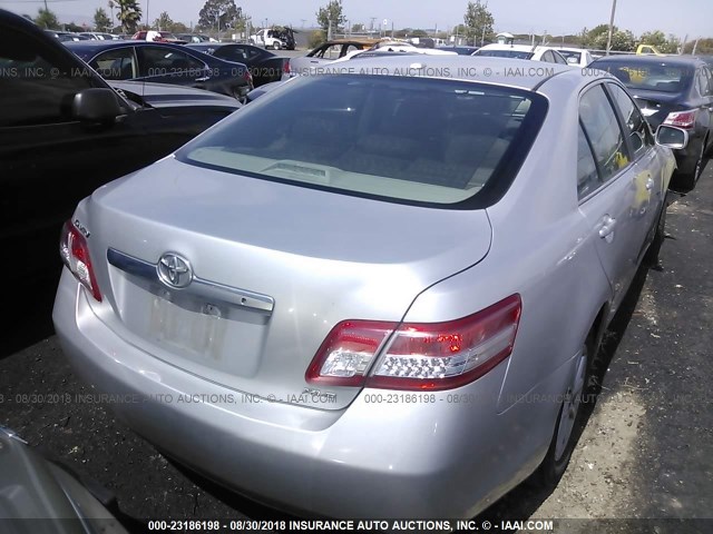 4T4BF3EK1AR075854 - 2010 TOYOTA CAMRY SE/LE/XLE 银色 照片 4