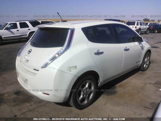 JN1AZ0CP4BT008240 - 2011 NISSAN LEAF SV/SL WHITE photo 4