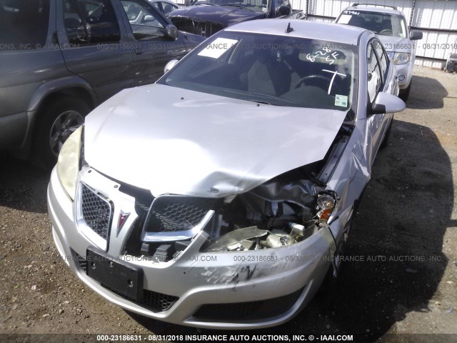 1G2ZA5E06A4115968 - 2010 PONTIAC G6 SILVER photo 6