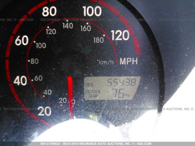 2T1KR32E94C172094 - 2004 TOYOTA COROLLA MATRIX XR GRAY photo 7