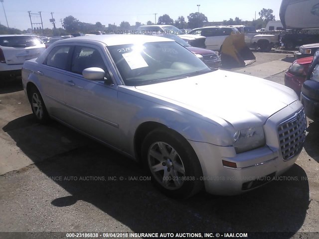 2C3KA53G16H411220 - 2006 CHRYSLER 300 TOURING SILVER photo 1