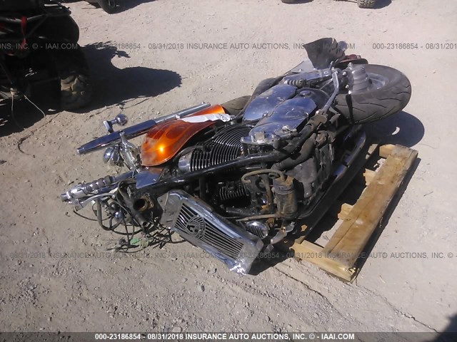 1HFSC43182A200705 - 2002 HONDA VT1100 C2 ORANGE photo 2