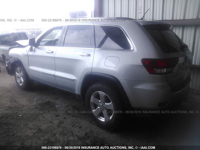 1C4RJFCT6DC542351 - 2013 JEEP GRAND CHEROKEE OVERLAND SILVER photo 3