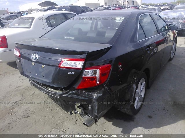 4T1BF1FK1DU212910 - 2013 TOYOTA CAMRY L/SE/LE/XLE Qara foto 4