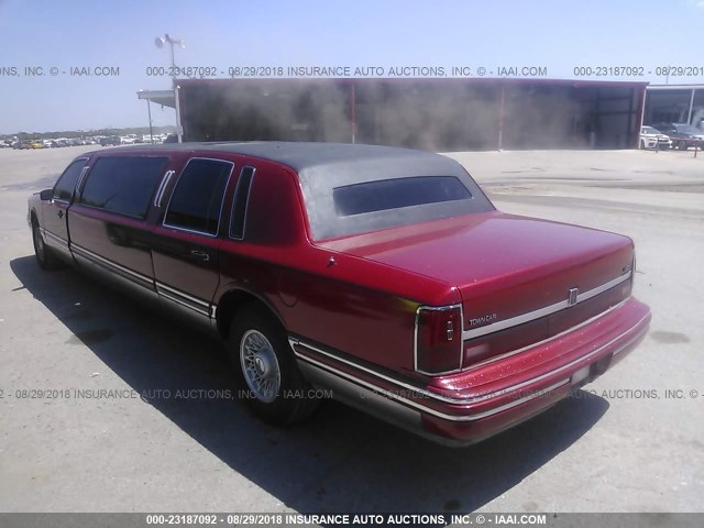 1LNLM81W0RY652694 - 1994 LINCOLN TOWN CAR EXECUTIVE MAROON photo 3