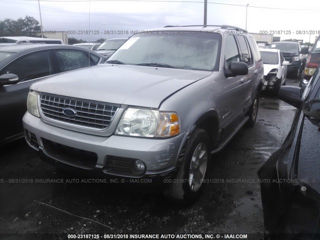 1FMDU63E34UB74638 - 2004 FORD EXPLORER XLT/XLT SPORT/NBX 银色 照片 2