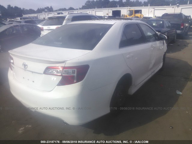 4T1BF1FK2EU315402 - 2014 TOYOTA CAMRY L/SE/LE/XLE 白色 照片 4