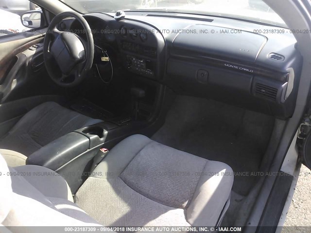 2G1WW12M2W9204109 - 1998 CHEVROLET MONTE CARLO LS WHITE photo 5