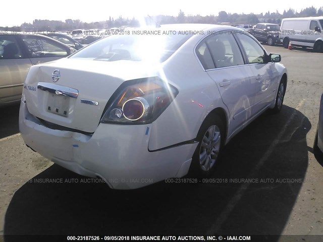 1N4CL2AP7AC185164 - 2010 NISSAN ALTIMA HYBRID WHITE photo 4