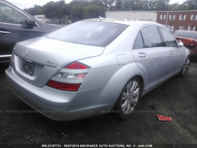 WDDNG86X09A245897 - 2009 MERCEDES-BENZ S 550 4MATIC SILVER photo 4