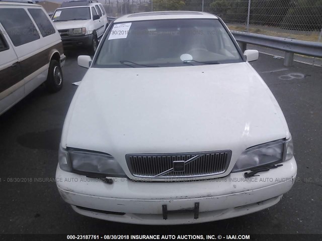 YV1LS56D5Y2651939 - 2000 VOLVO S70 GLT/SE WHITE photo 6