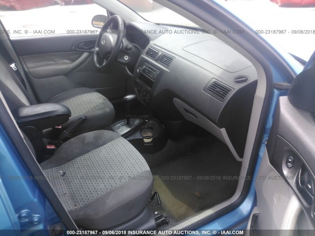 1FAFP34NX7W270671 - 2007 FORD FOCUS ZX4/S/SE/SES ლურჯი ფოტო 5
