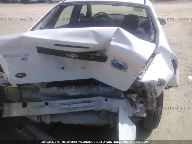 1FAFP34N27W226504 - 2007 FORD FOCUS ZX4/S/SE/SES WHITE photo 6