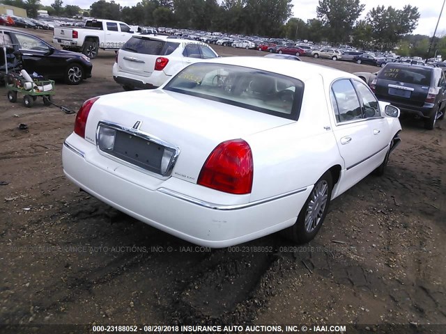 1LNHM82W47Y623183 - 2007 LINCOLN TOWN CAR SIGNATURE LIMITED WHITE photo 4