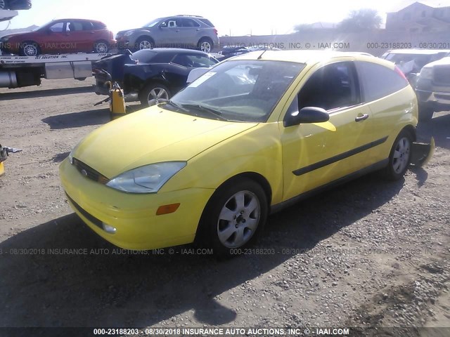 3FAFP31332R163444 - 2002 FORD FOCUS ZX3 YELLOW photo 2