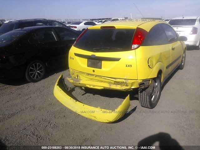 3FAFP31332R163444 - 2002 FORD FOCUS ZX3 YELLOW photo 6