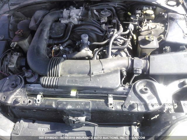 1LNHM87A12Y632025 - 2002 LINCOLN LS 黑色 照片 10