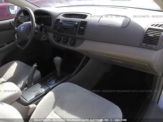 JTDBE32K520054729 - 2002 TOYOTA CAMRY LE/XLE/SE Qızıl foto 5