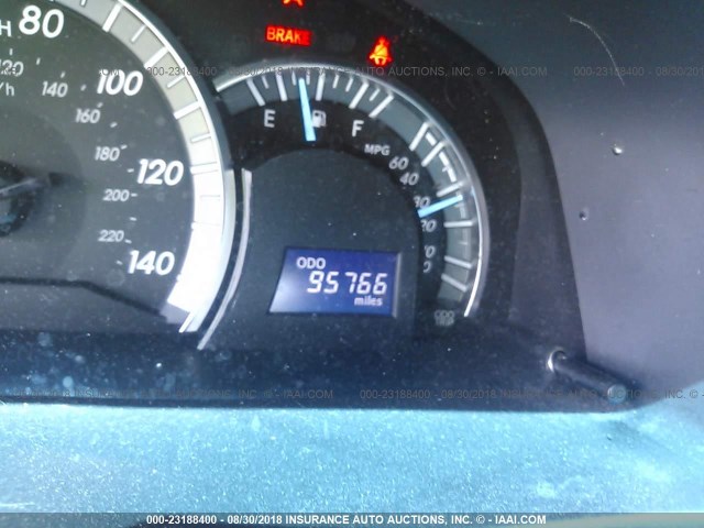 4T1BF1FK8CU157130 - 2012 TOYOTA CAMRY SE/LE/XLE 灰色 照片 7