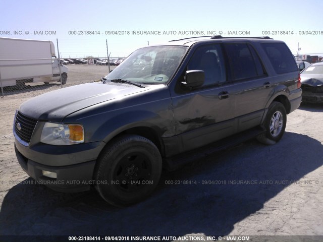 1FMRU15W13LC16422 - 2003 FORD EXPEDITION XLT GRAY photo 2