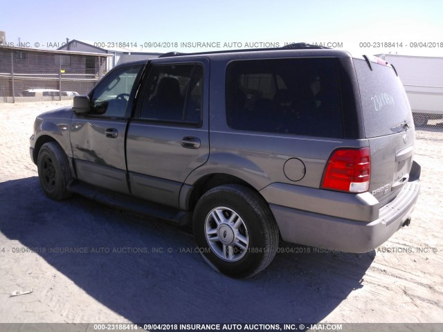 1FMRU15W13LC16422 - 2003 FORD EXPEDITION XLT GRAY photo 3