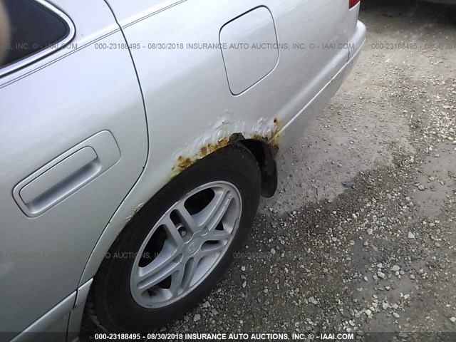 4T1BF22K7YU114076 - 2000 TOYOTA CAMRY LE/XLE SILVER photo 6