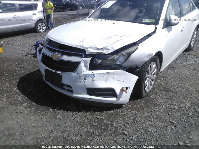 1G1PF5S96B7268740 - 2011 CHEVROLET CRUZE LT WHITE photo 6