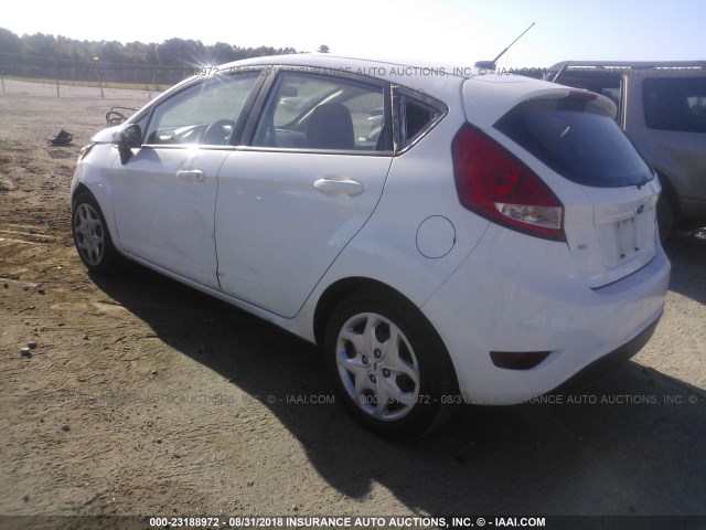 3FADP4EJ2CM221502 - 2012 FORD FIESTA WHITE photo 3