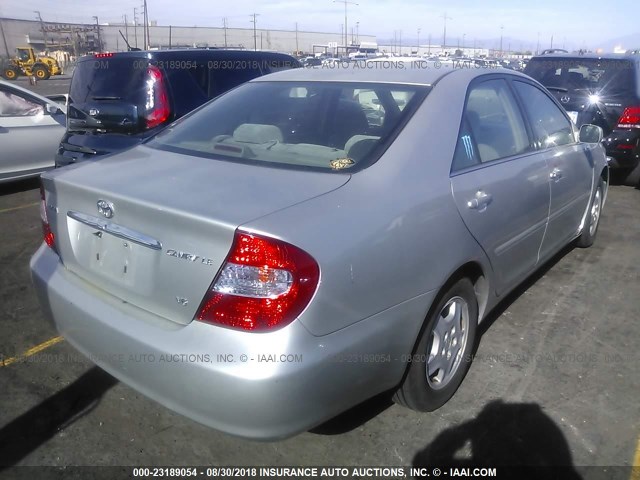 4T1BF32K33U048981 - 2003 TOYOTA CAMRY LE/XLE/SE Gümüş foto 4